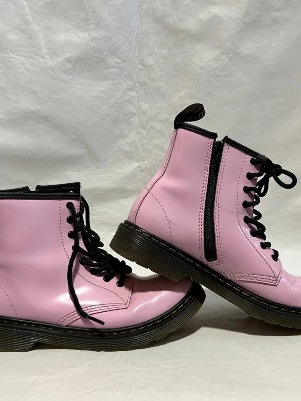 Dr Martens Boots 1460 J pastel pink patent leather youth size 5 combat zip up